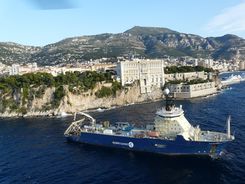 Grande cavo per telecomunicazioni da Monaco.      ...