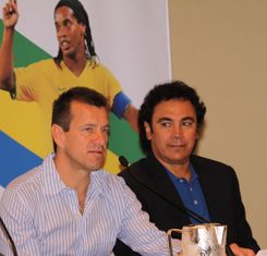 Carlos Dunga-Hugo Sanchez.jpg