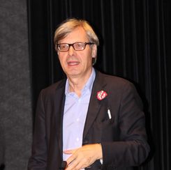 Sgarbi re della polemica.