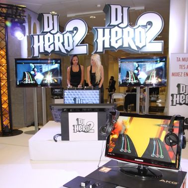 DJ Hero.jpg