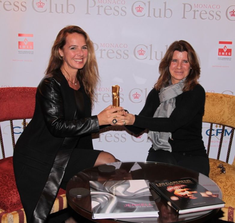 Devenir al Monaco Press Club.