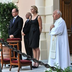 La tradizionale Festa di San Giovanni a Monaco, di...