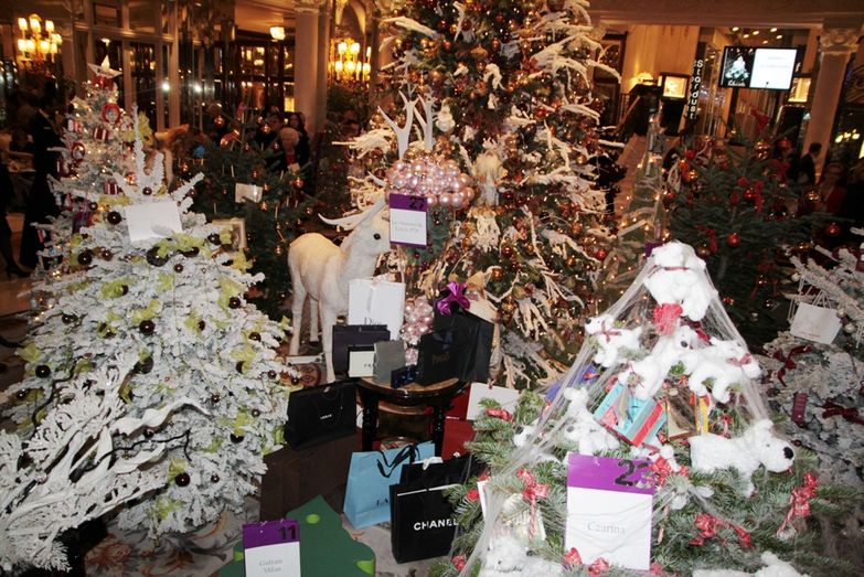 UN ALBERO DI NATALE PER L’INFANZIA