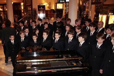 Petit Chanteurs de Monaco.jpg