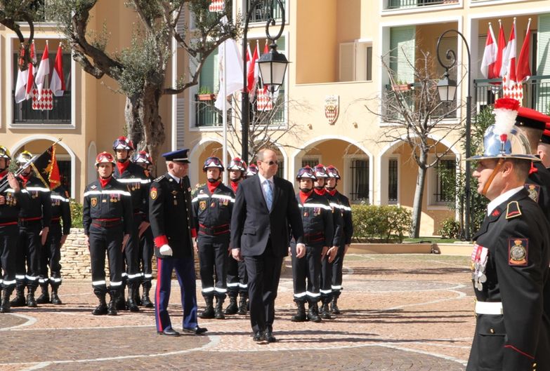 OMAGGIO AI POMPIERI DELLA MISSIONE IN GIAPPONE